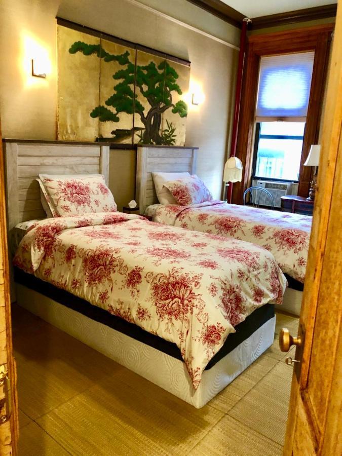 Northern Lights Mansion Bed and breakfast